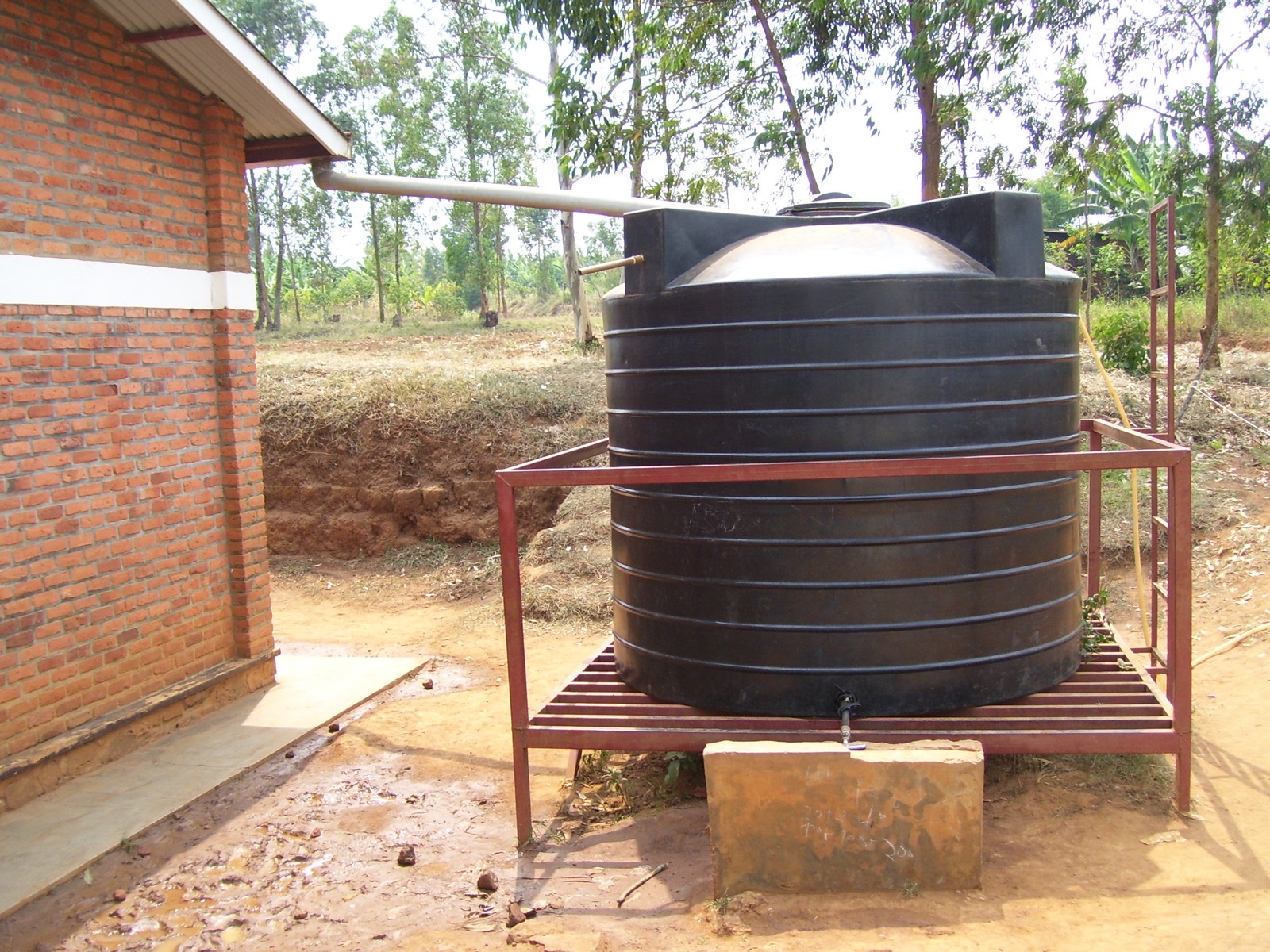 Pompe pour eau de pluie : exploiter sa cuve de récupération